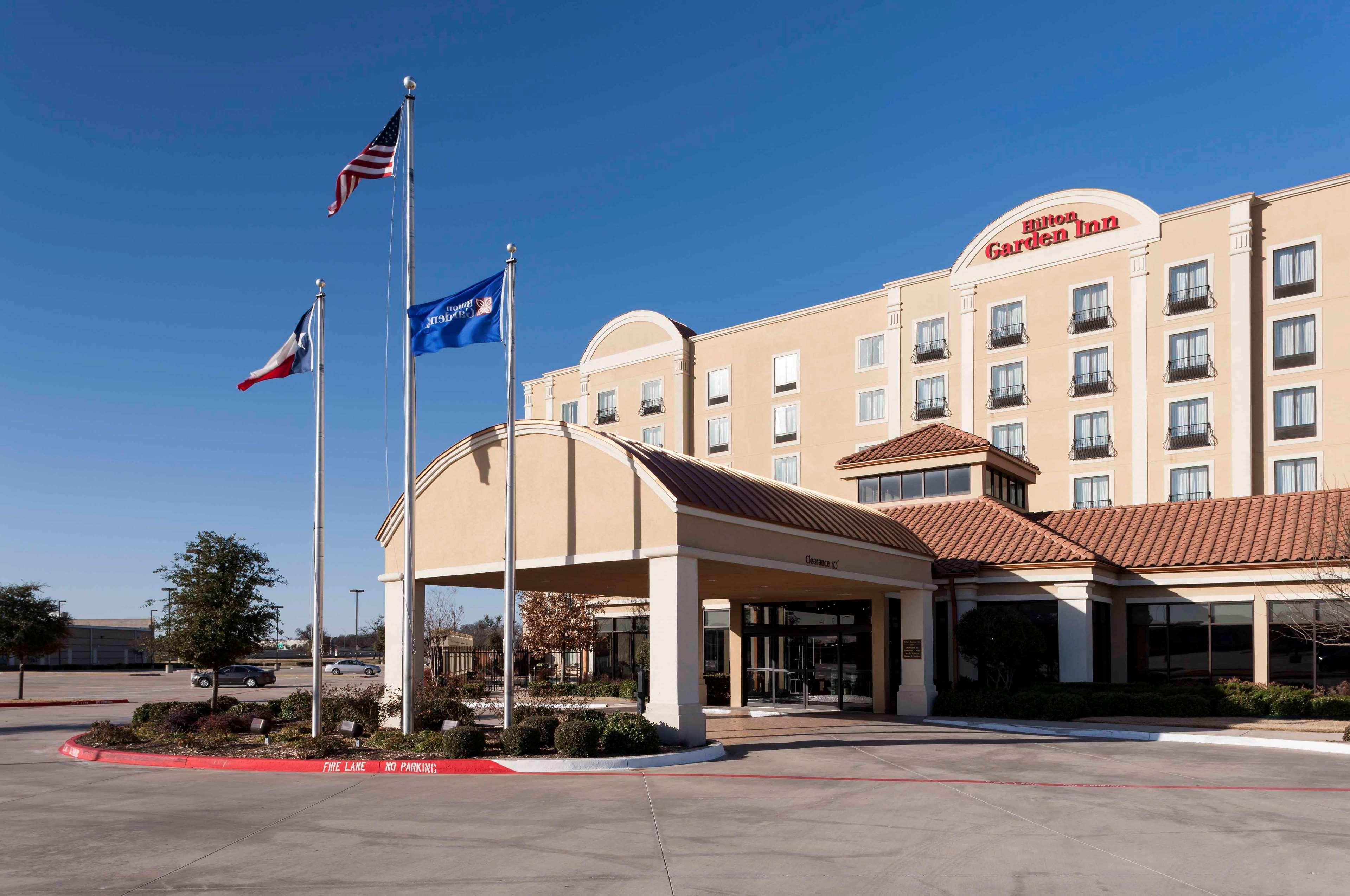 Hilton Garden Inn Dallas Lewisville Exterior photo